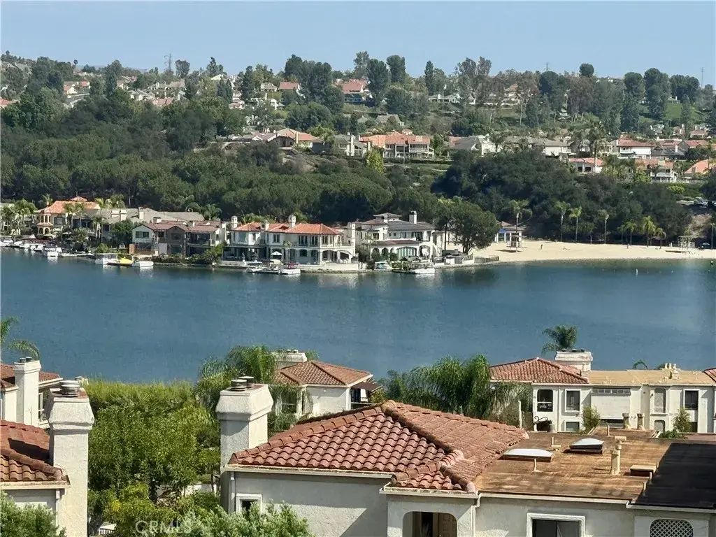 27786 Arta 11, Mission Viejo
