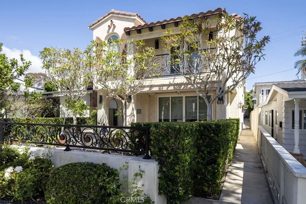 618 Iris B, Corona Del Mar