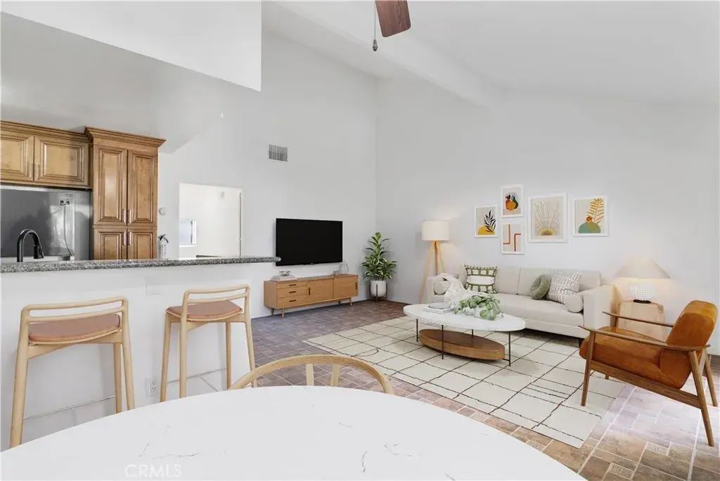 13144 Bromont Avenue 46, Sylmar