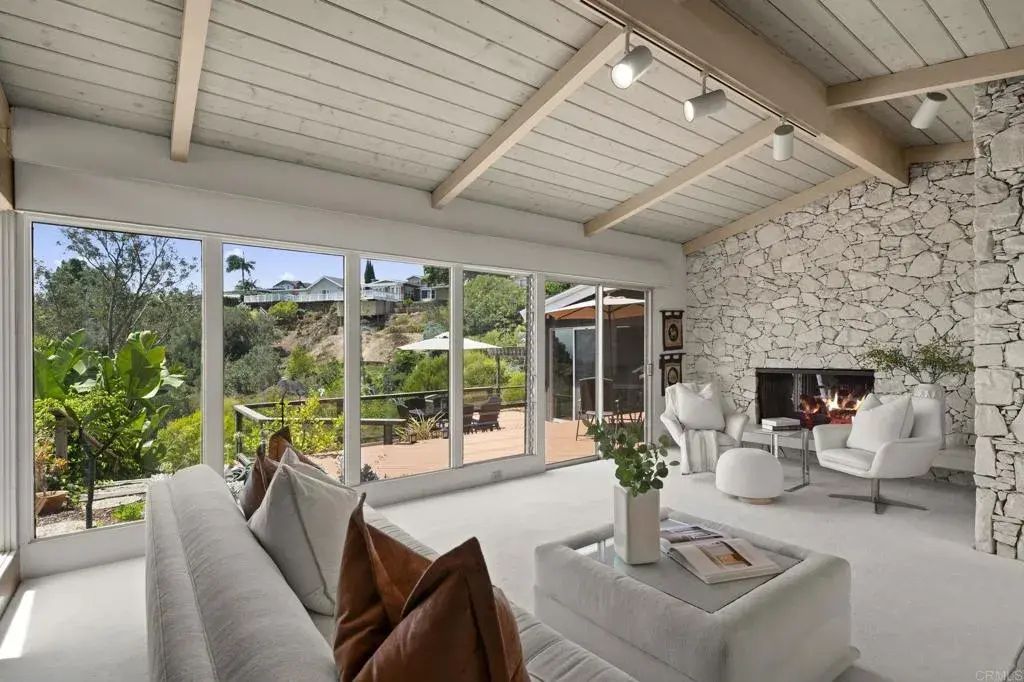 5860 Cactus Way, La Jolla