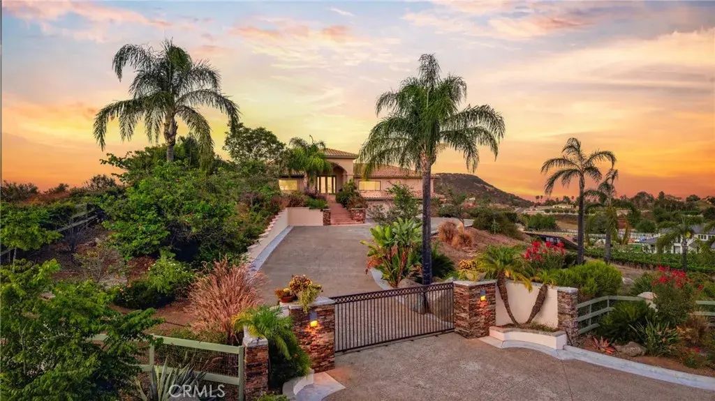 21384 Paseo Montana, Murrieta