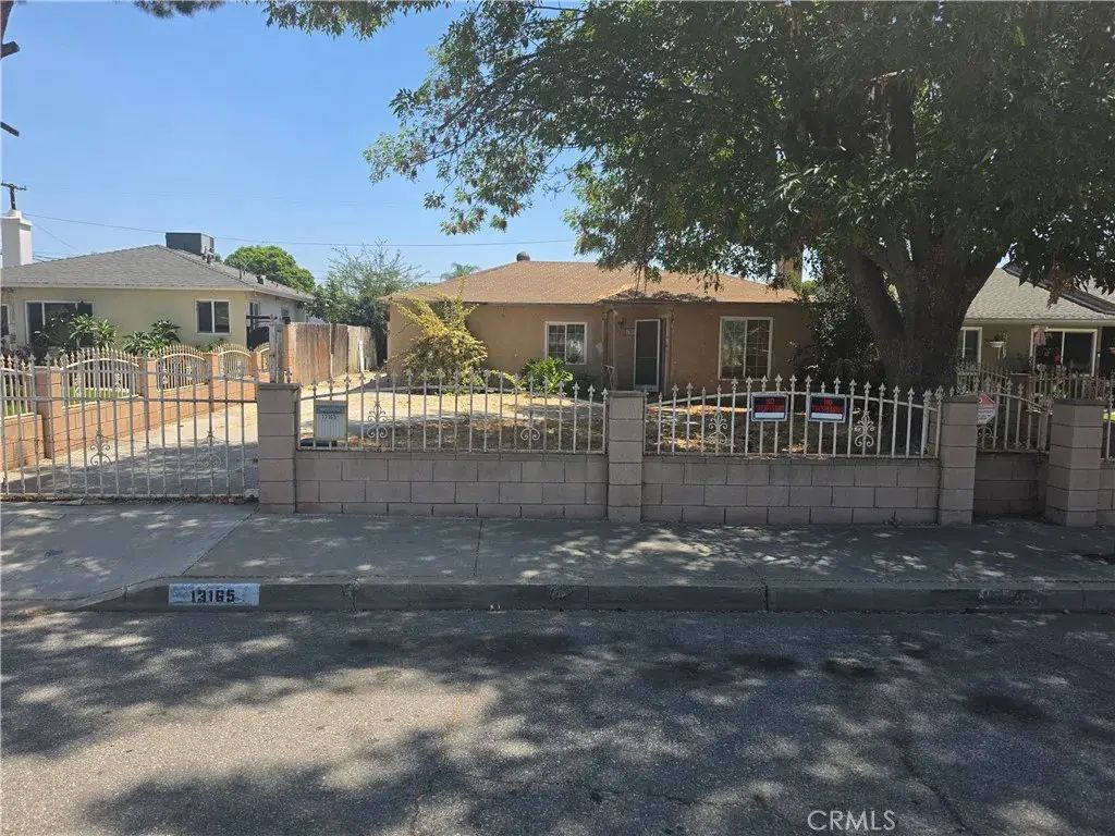 13165 13th, Chino