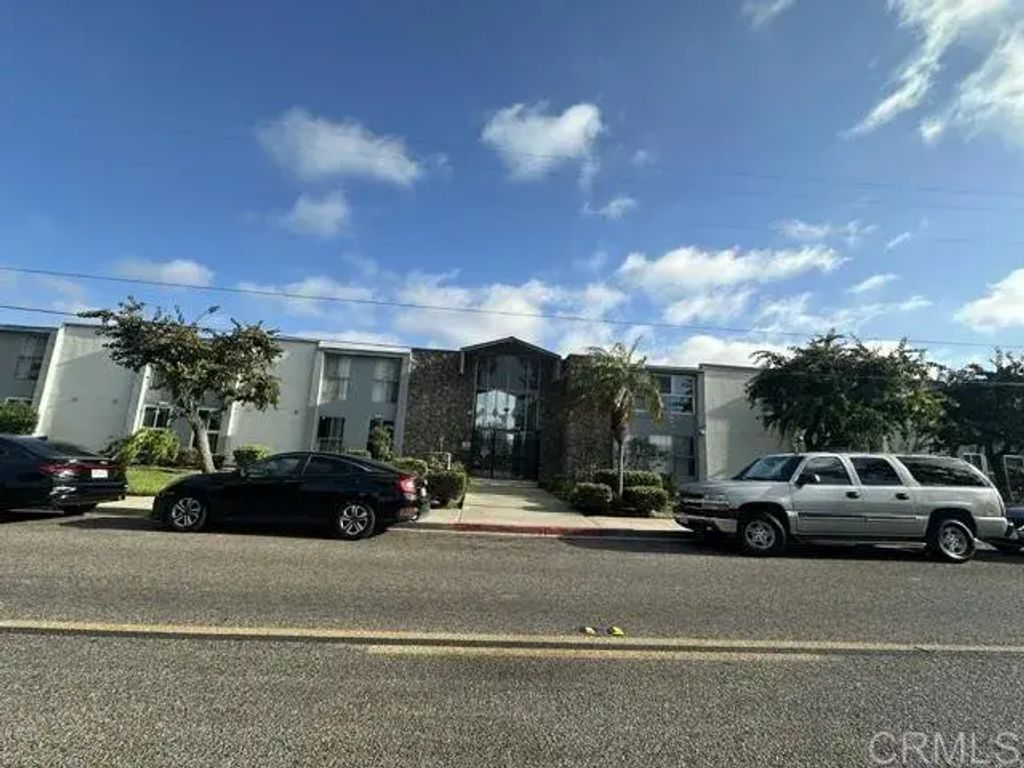 279 Moss Street 13, Chula Vista