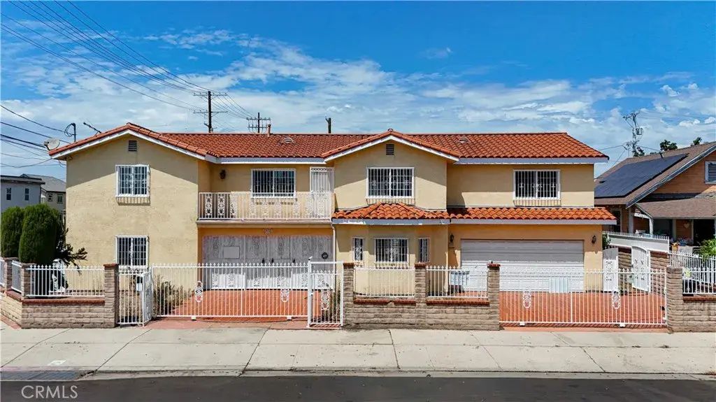 3672 S Normandie, Los Angeles