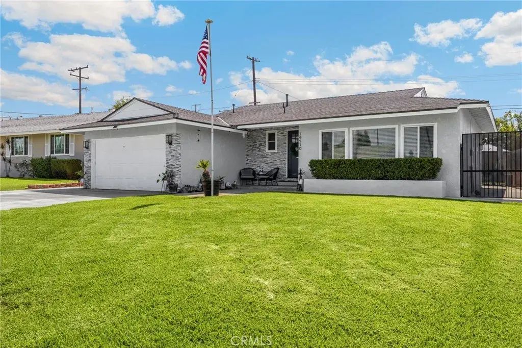 14510 Neargrove Road, La Mirada