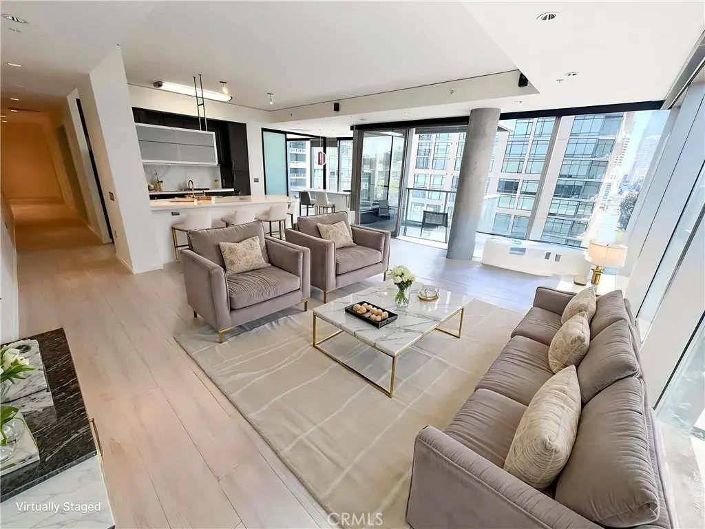 1155 S Grand Avenue 1017, Los Angeles