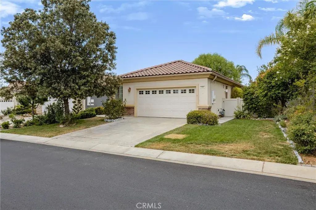 1659 Snowberry, Beaumont