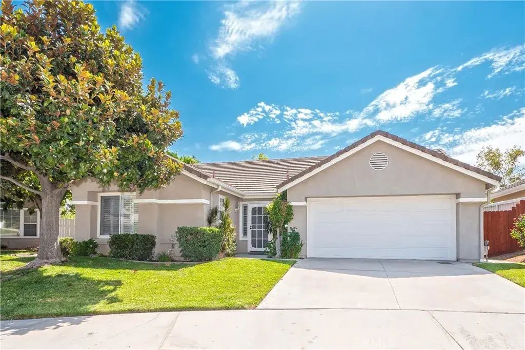 5824 Thornhill Drive, Riverside