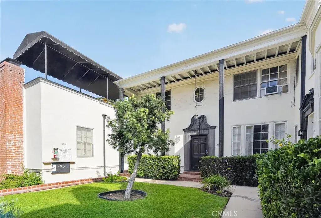 1274 S Beverly Glen, Los Angeles