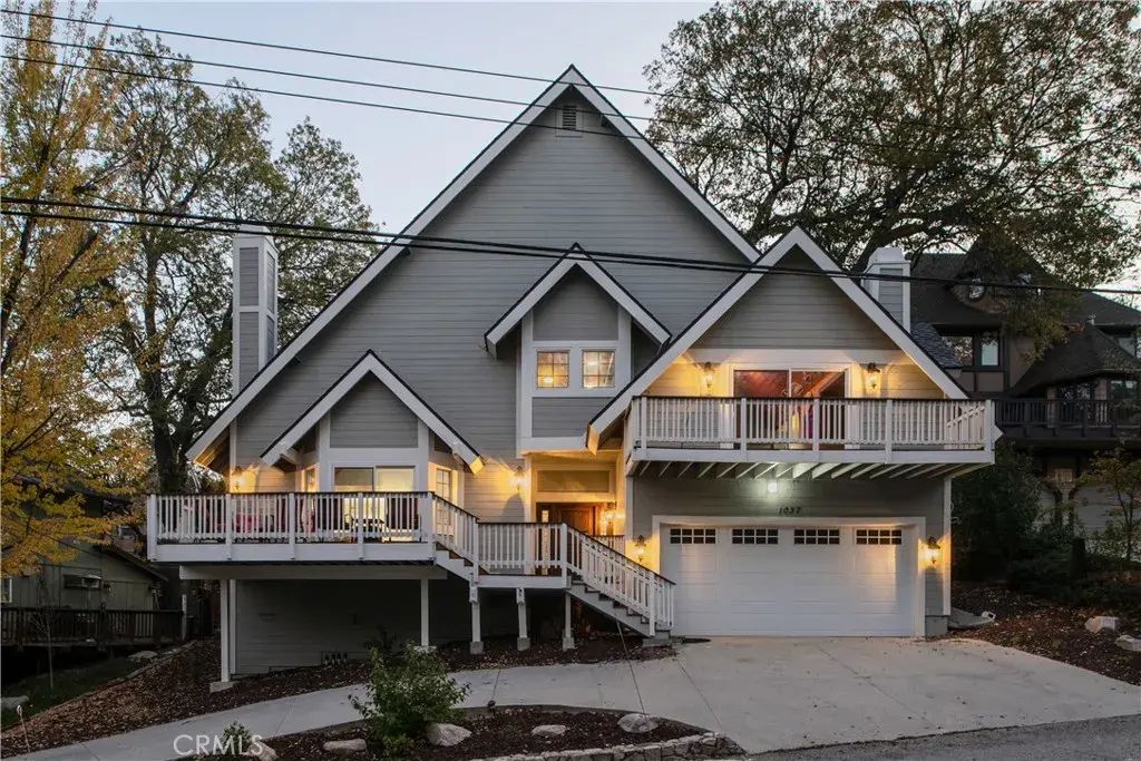 1037 Beaver, Lake Arrowhead
