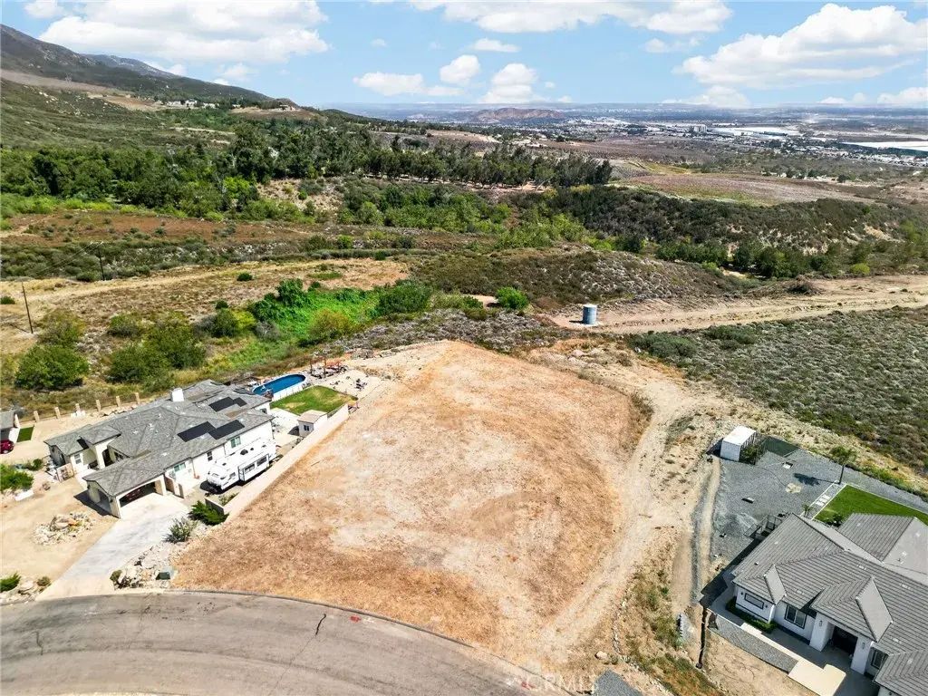 18655 Deercrest Estates, San Bernardino