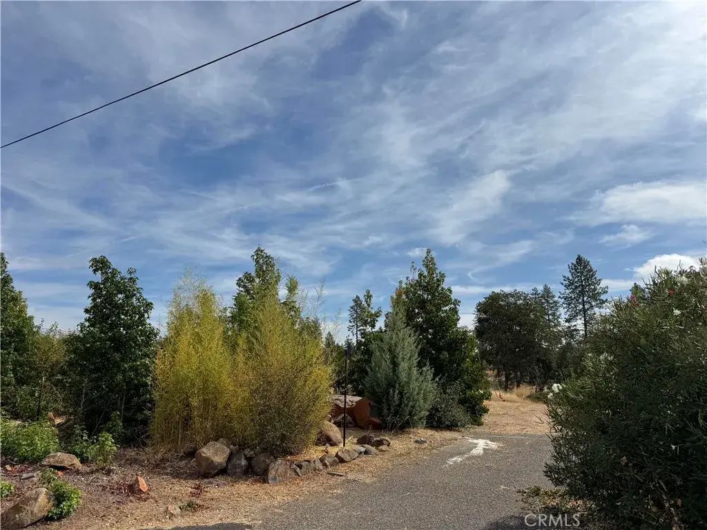 5686 Scottwood, Paradise