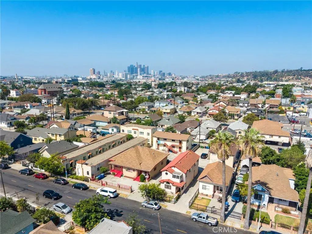 2325 Johnston Street, Los Angeles