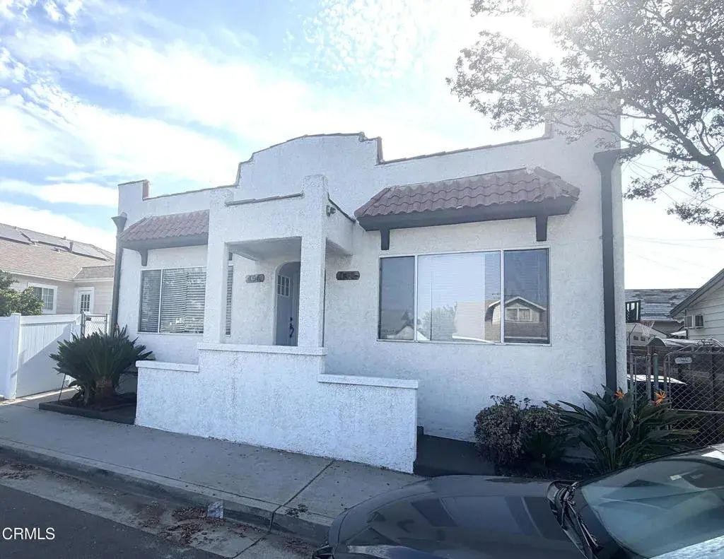 156 S Pacific Avenue, Glendale