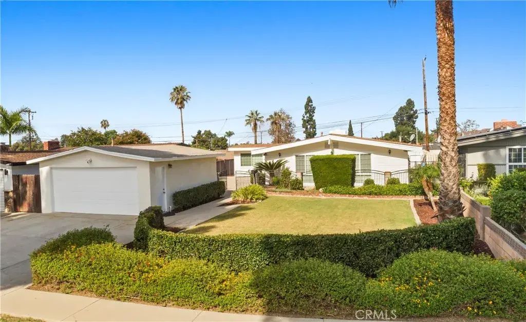 1021 N Lyman Avenue, Covina