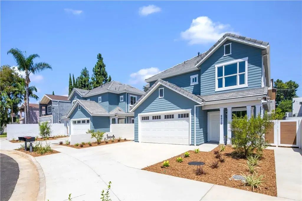 6826 N Whitman Avenue, Van Nuys