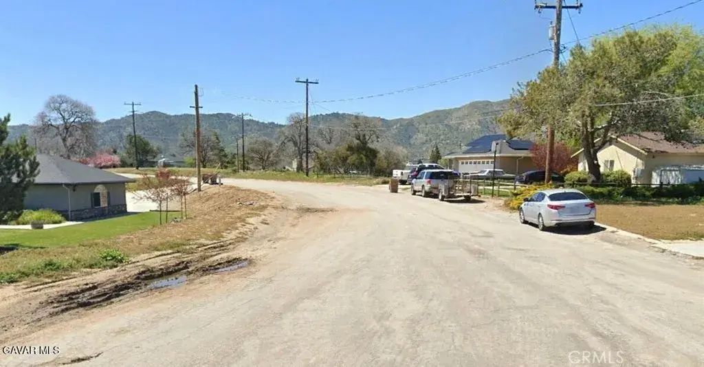 19300 Moon, Tehachapi