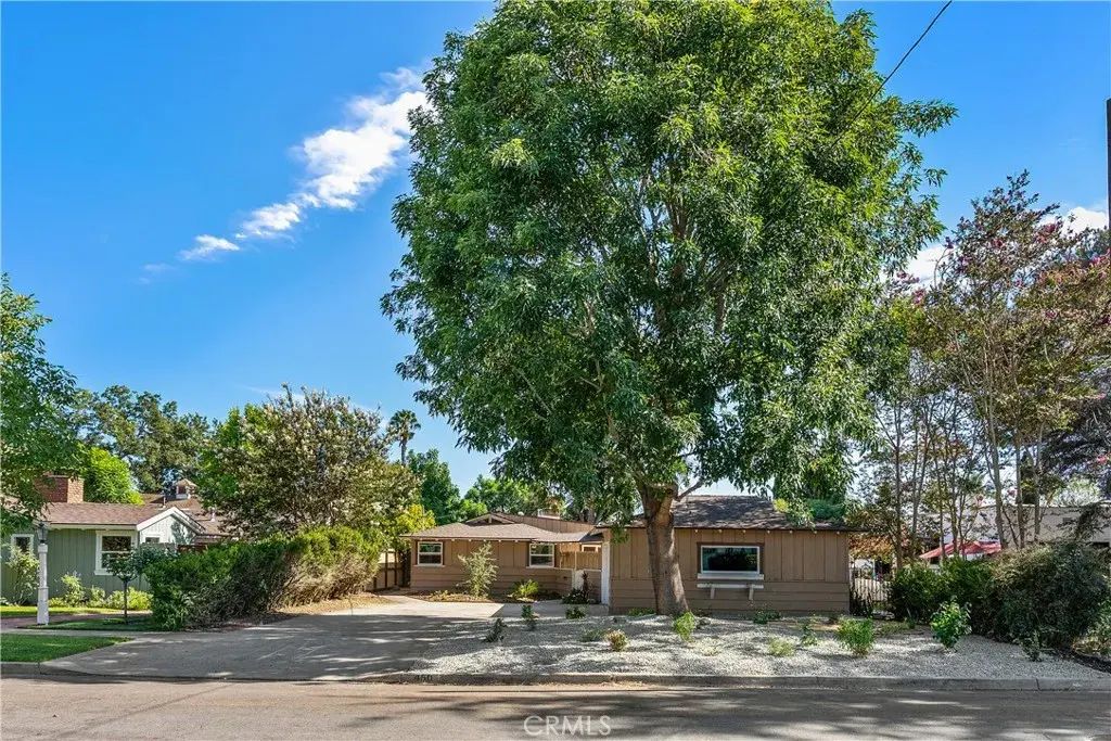 450 W 2nd, Tustin