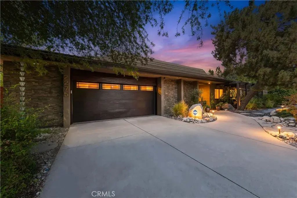 2275 N La Paz, Claremont
