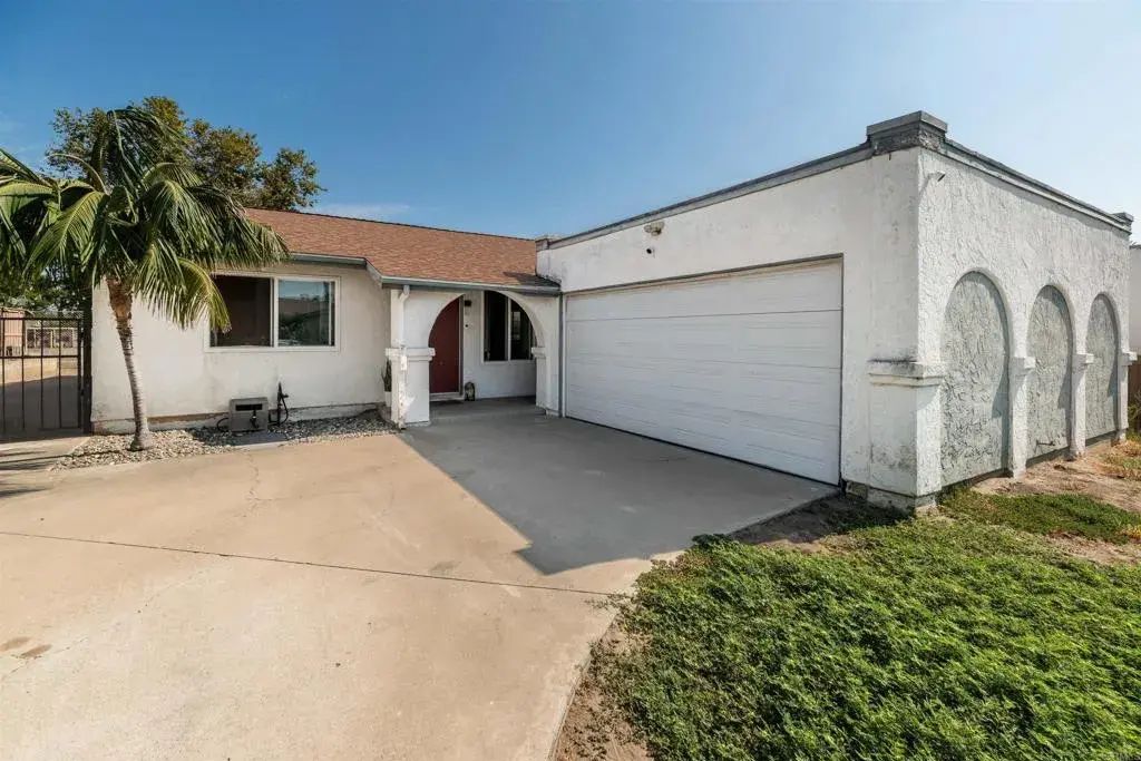 106 Lancer Ave, Oceanside