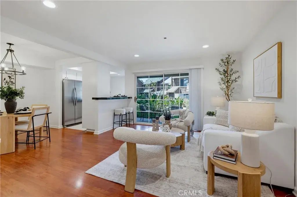 12555 Euclid Street 111, Garden Grove