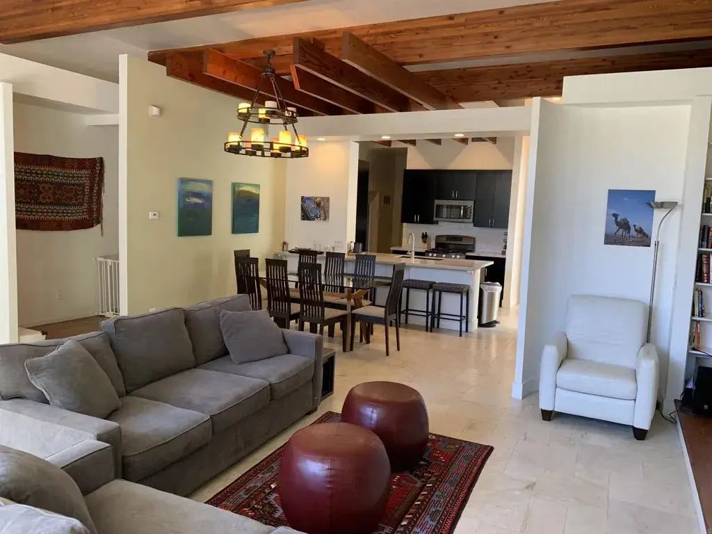 605 Bonair Place, La Jolla
