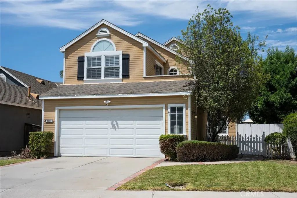 22061 Castlewood, Mission Viejo