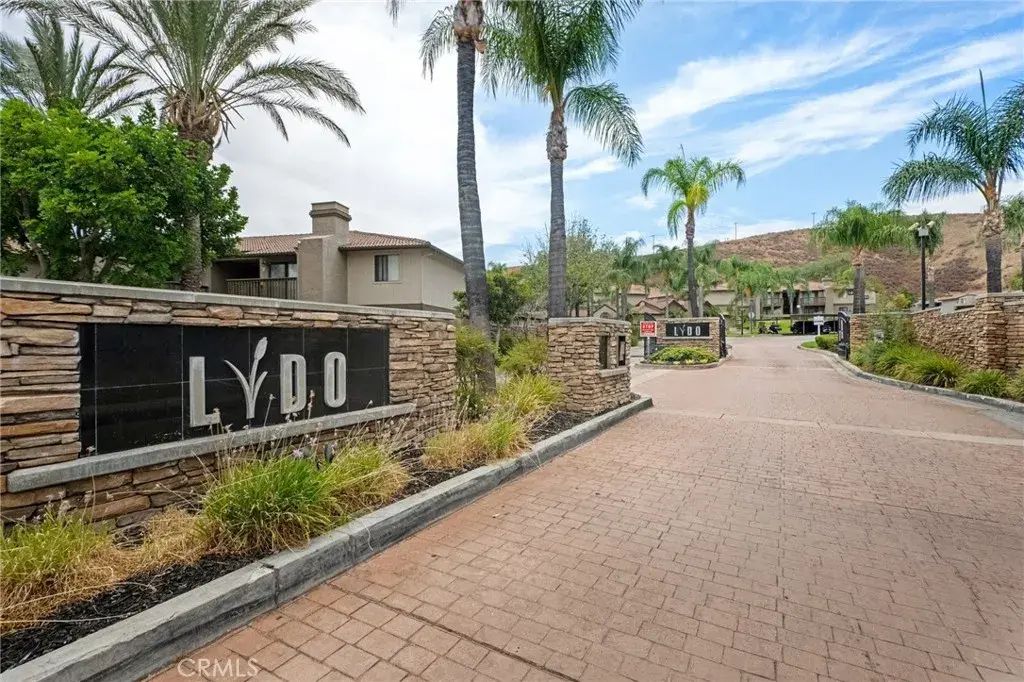 1265 Kendall Drive 613, San Bernardino