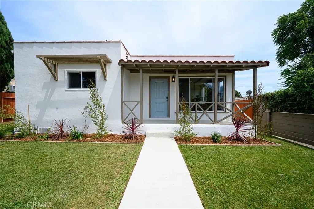 12126 Ainsworth St, Los Angeles