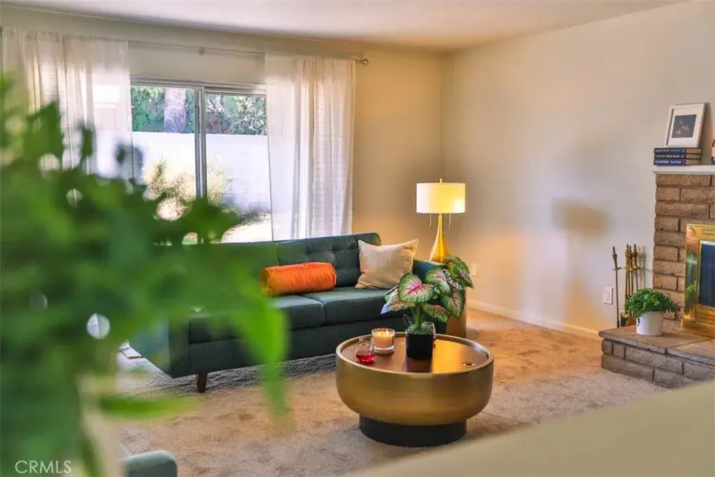 1476 Val Mar Drive, San Bernardino