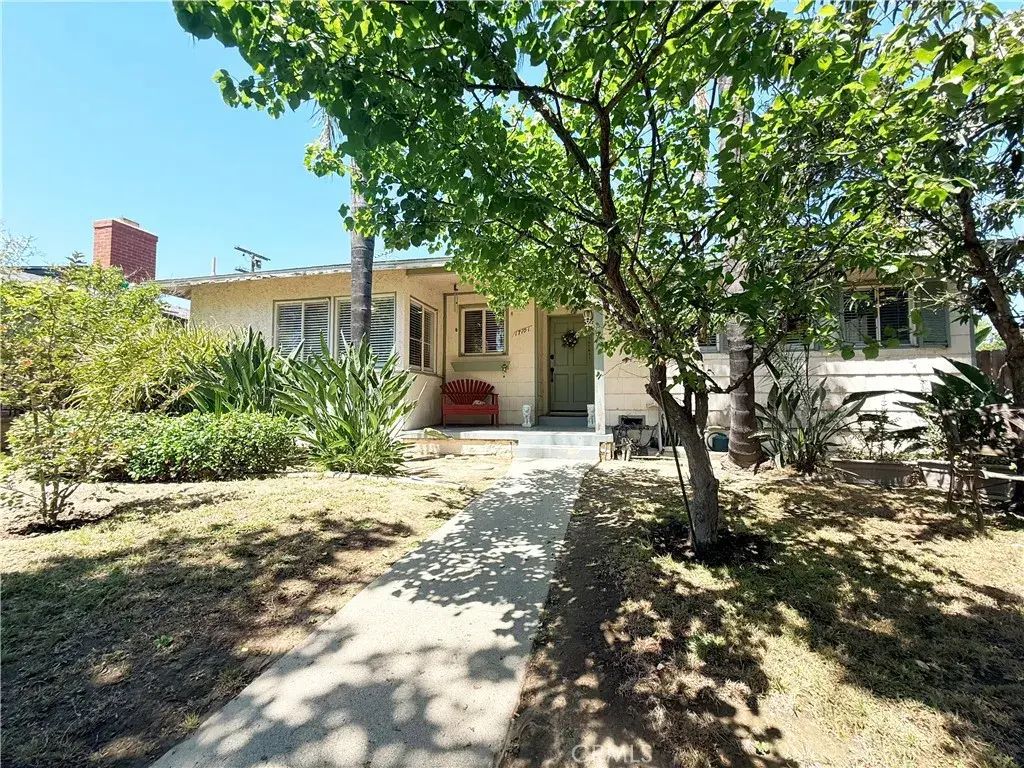 17101 Gault Street, Los Angeles