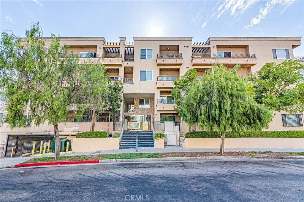 970 S St. Andrews Place 103, Los Angeles
