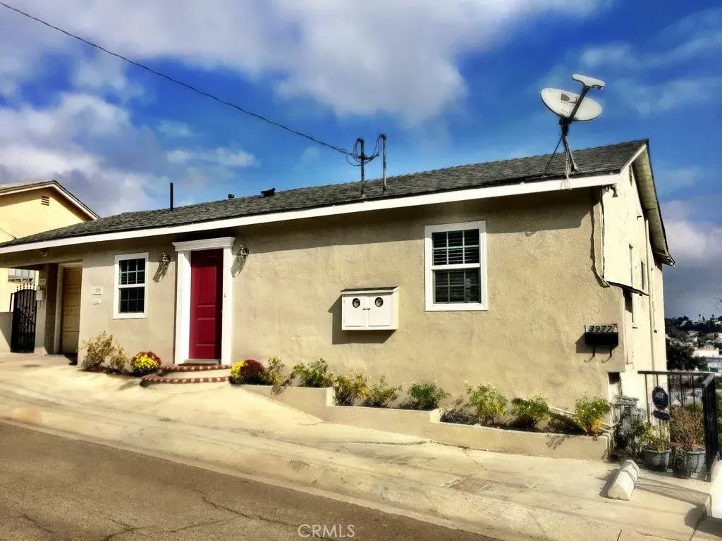 3977 Ramboz, City Terrace