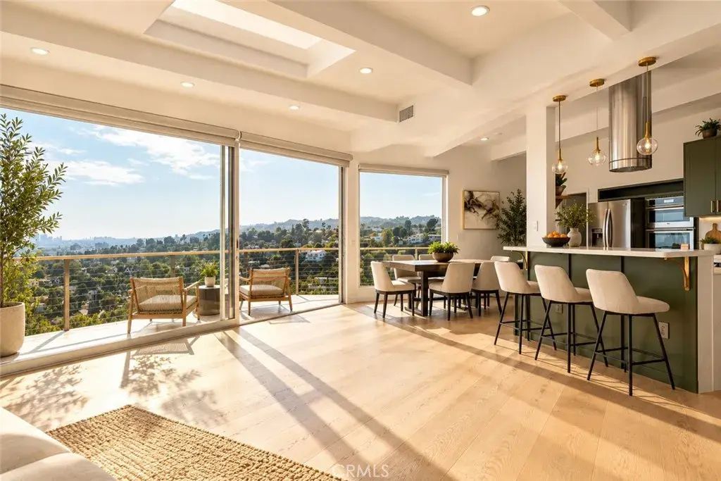 5675 Spreading Oak Dr, Los Angeles