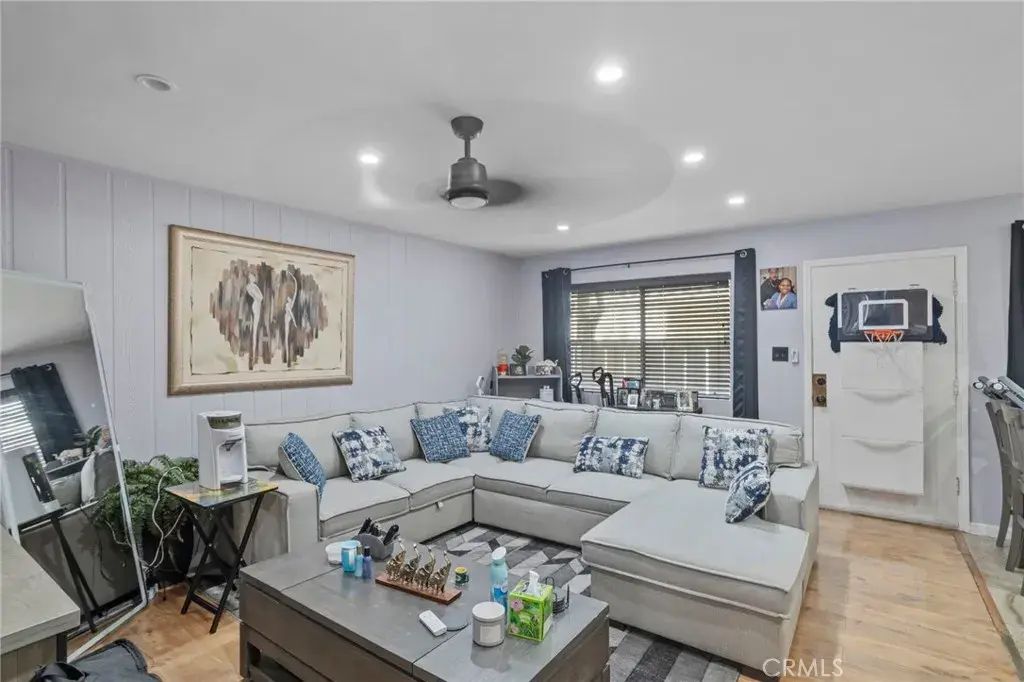 3301 Santa Fe Avenue 50, Long Beach