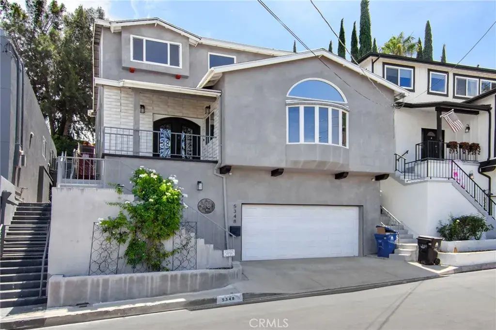 5348 Calatrana Drive, Woodland Hills