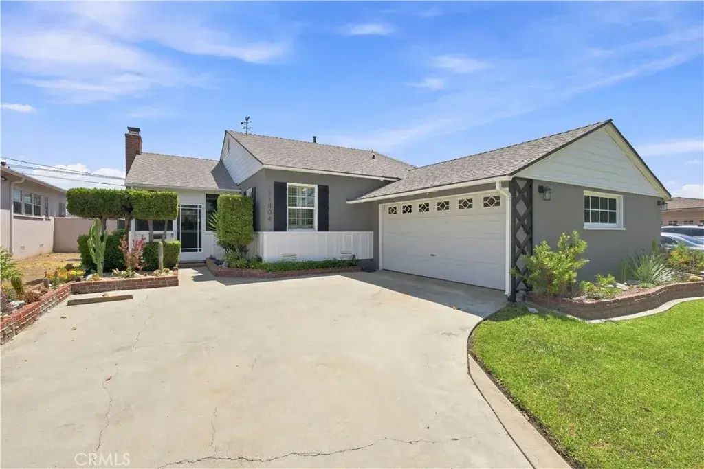 11804 Wilkie, Hawthorne