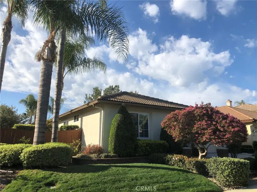 31581 Lakeridge Court, Temecula