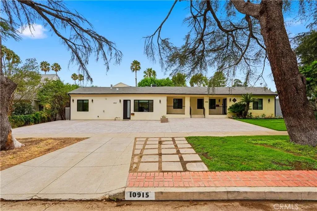 10913 White Oak Avenue, Granada Hills
