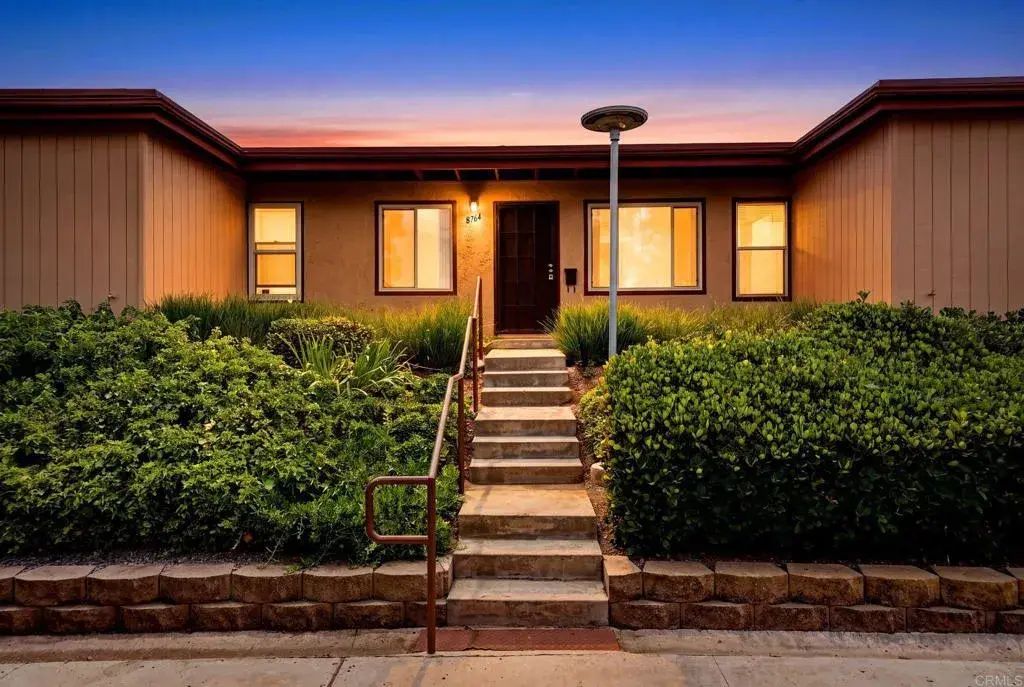 8764 Wahl Street, Santee