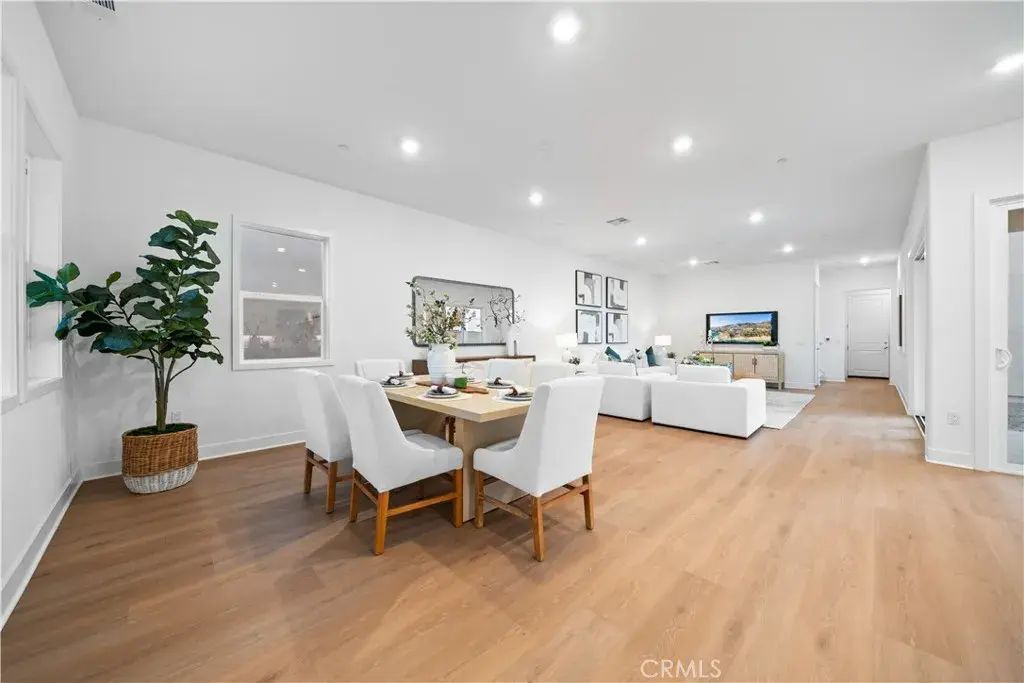 580 Mulligan, Irvine
