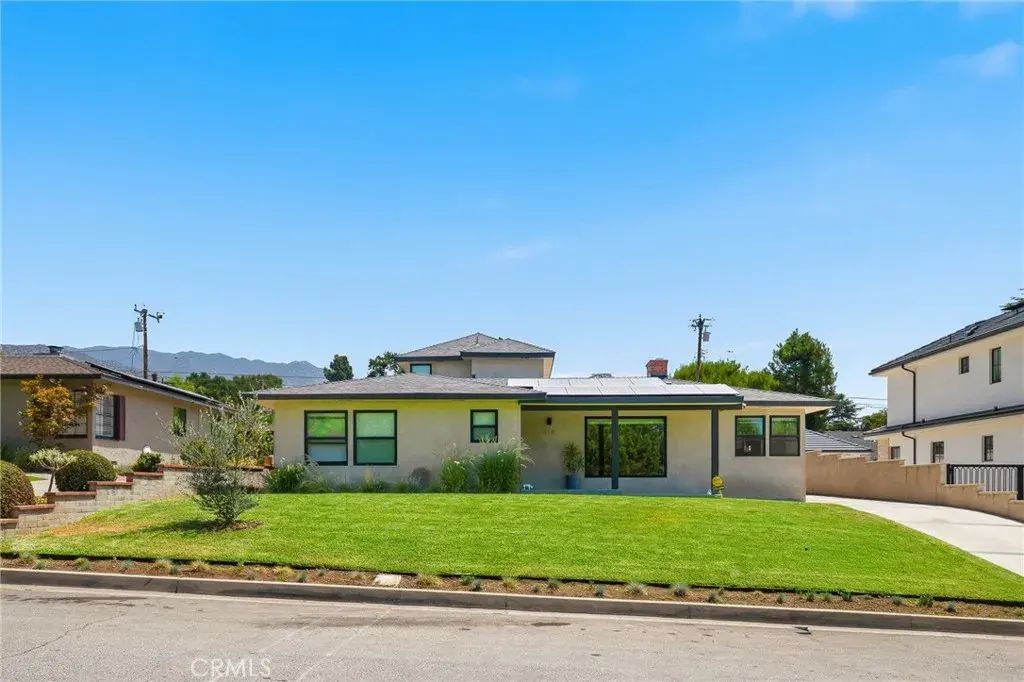 414 Stedman 1, Monrovia