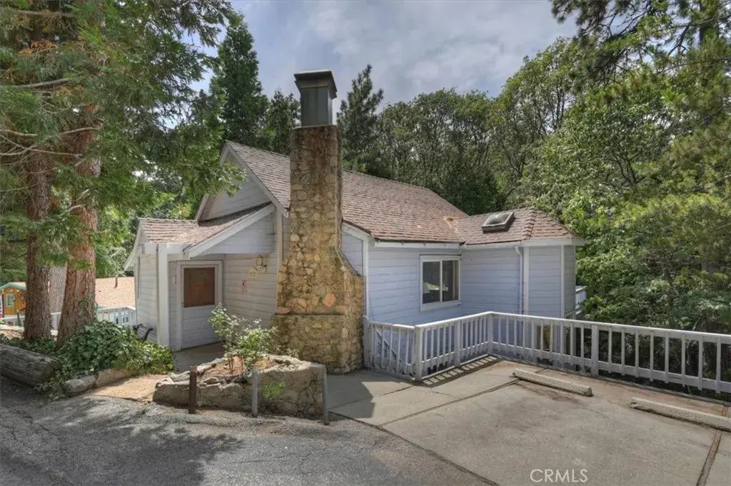 932 Cedar Drive, Crestline
