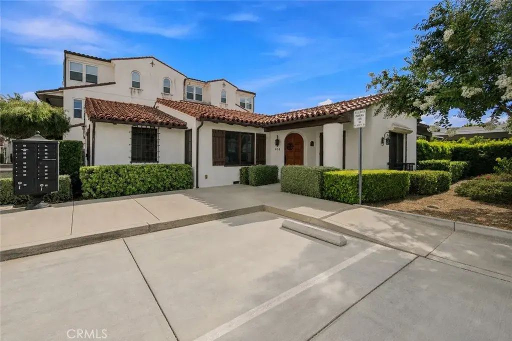 438 W Duarte, Monrovia