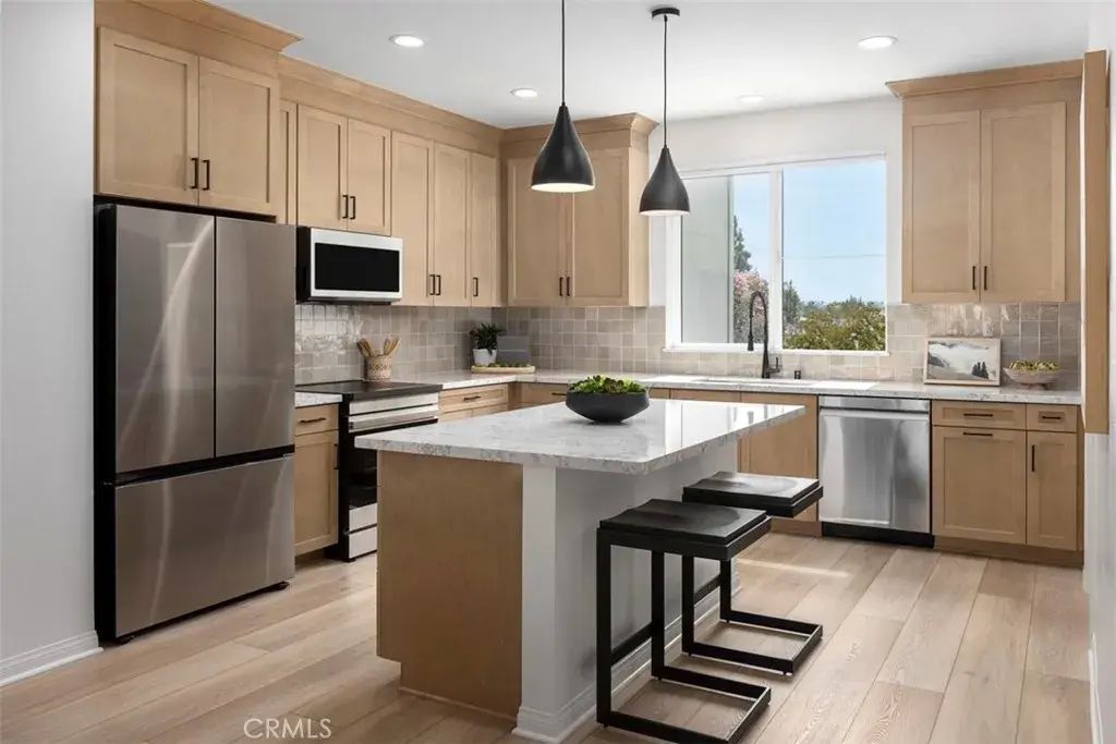 5804 Linden 5, Long Beach