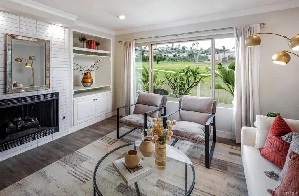 7525 Jerez Court F, Carlsbad