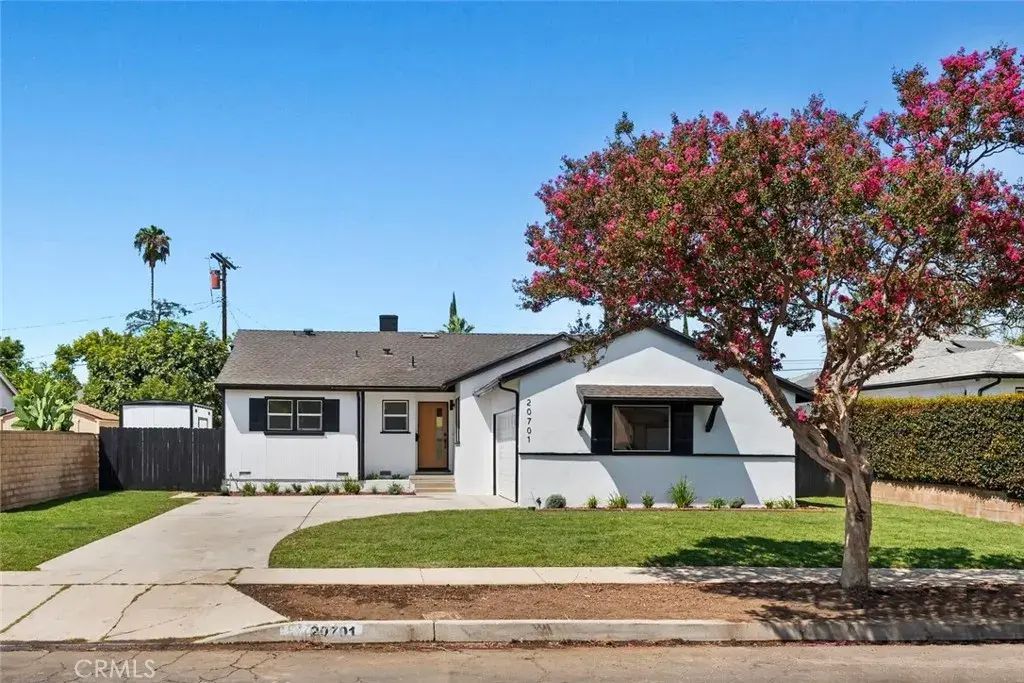20701 Schoolcraft, Winnetka