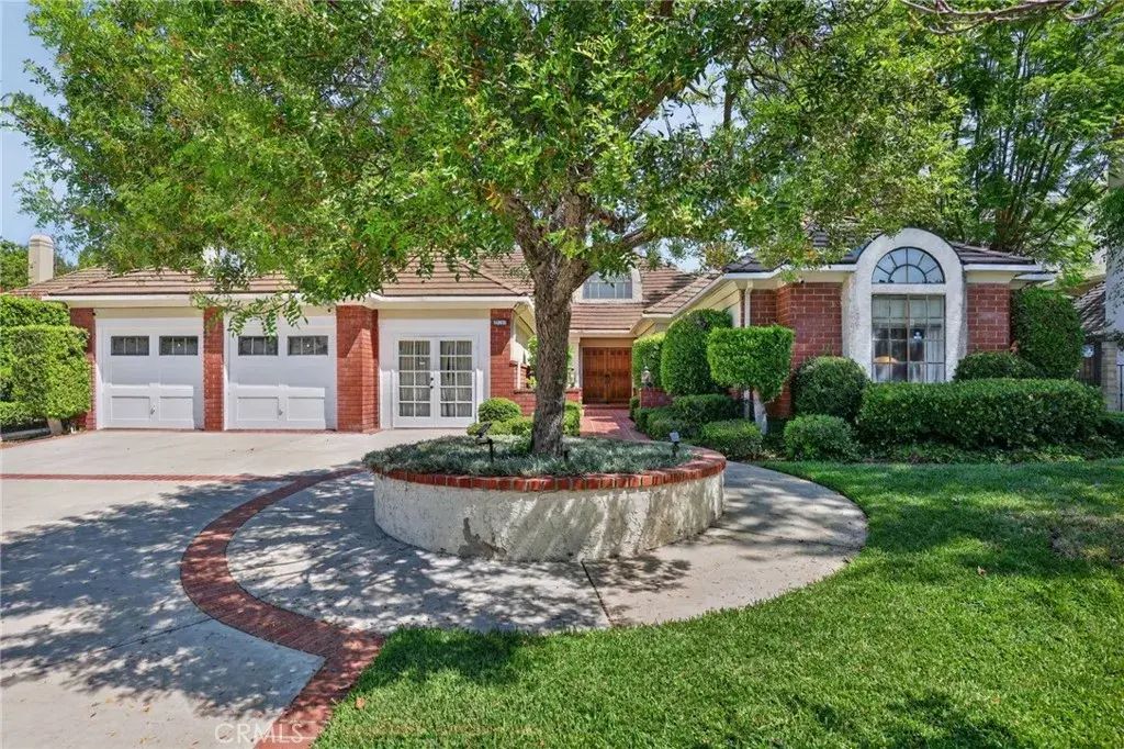 19233 Mayall Street, Northridge