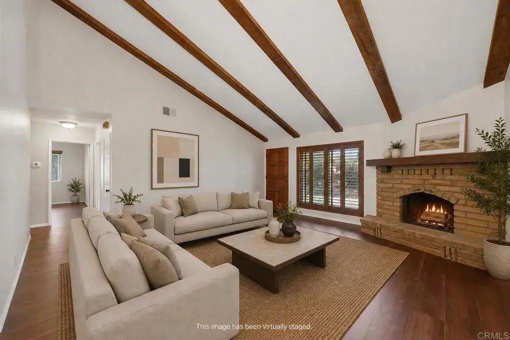 711 De Luz Road, Fallbrook