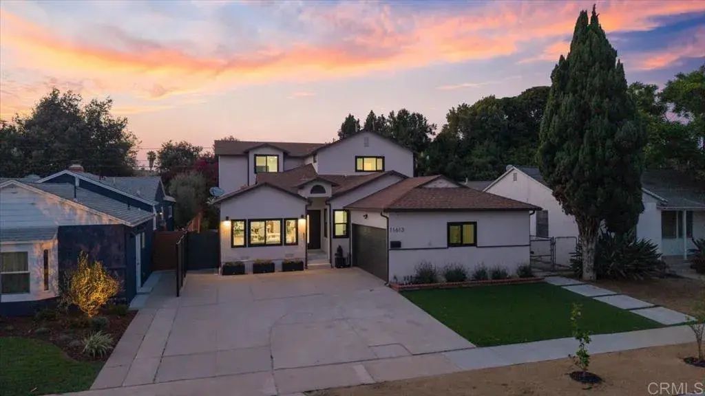 11613 Mcdonald Street, Culver City